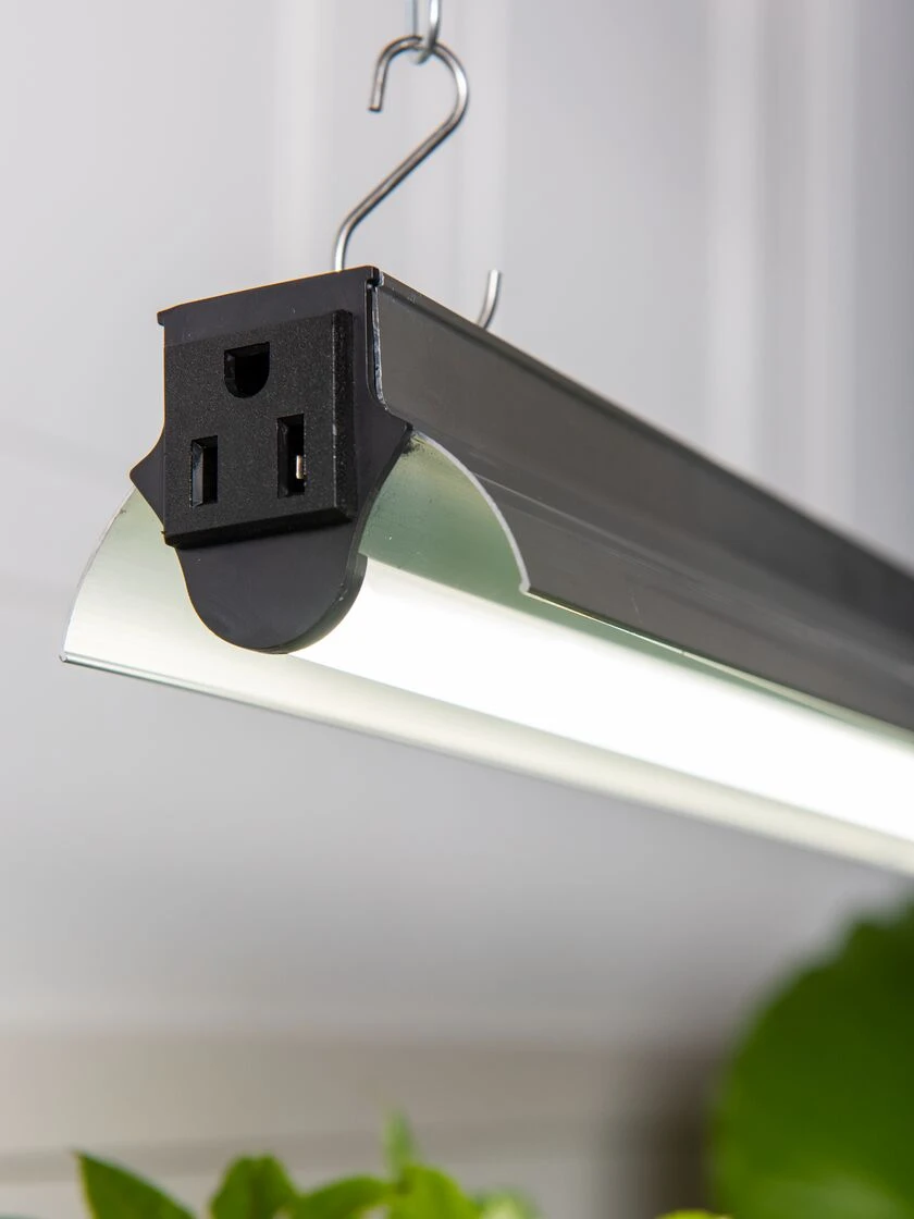 Miracle LEDĀ® Hangable LED Grow Light