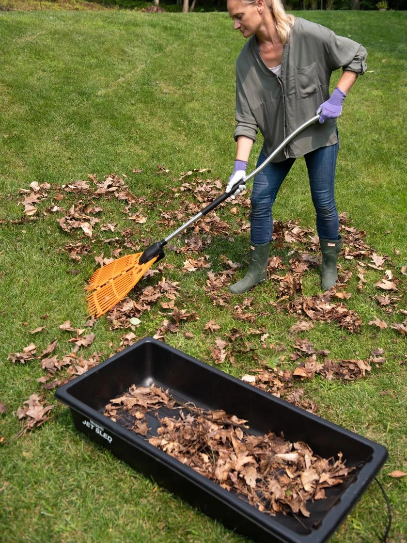 Gardener's Summer Sled And Cover - Image 4